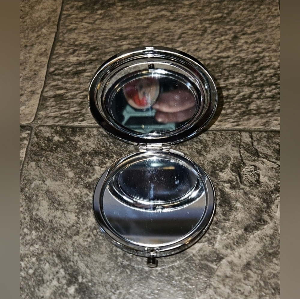 Light Pink & Silver Rhinestone Compact Mirror- New - Picture 5 of 10